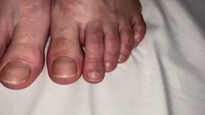 NATURAL TOES TEASE VIDEO - FULL HD