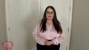 Real Estate Agent Smothers You with Lipstick Kisses & Big Butt - 720 MP4