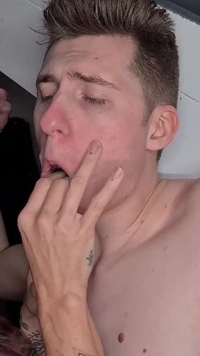 25 Minutes in Heaven with Lady Valeska