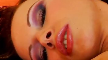 Hot Czech MILF Susana Spears rubbing her pussy