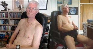 Chatting and wanking on web-show