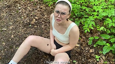 When a girl hurt her pussy, she needed an emergency anal fuck
