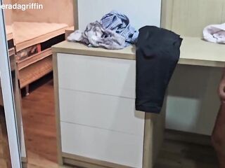 I caught my wife in the mirror with the delivery male in our apartment