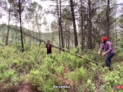Leñador vergon maltrata el culo de un jovencito en el bosque
