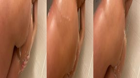 apres les seins sous la douche, les fesses !