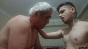 WILD MAN HAS SUPER-STEAMY FUCKY-FUCKY WİTH ELDER STUD AT HOME
