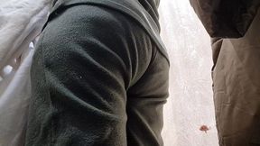 farts in the public clothing store