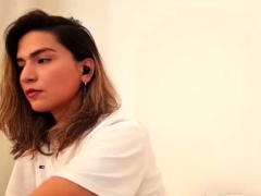 Webcam MILF Beauty Masturbating