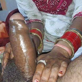 Bhabhi Xshika Massaged untill cum Big desi cock