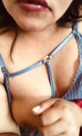 I start to smell my neighbor's thong and masturbate