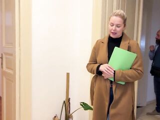 Hawt Real Estate Agent Gets Drilled By Large Wang Clients