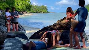 Public Beach Orgy - Couples Watching Us