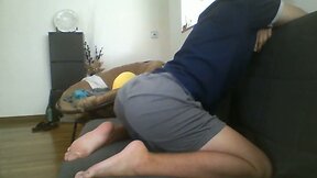 TEE BOY FLEXING ASS MUSCLES