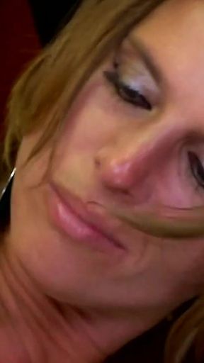 Sexysusi Double Penetration Salon Fuck Fest