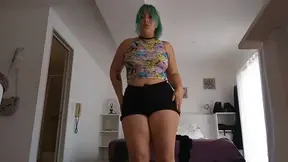 Reyna Tirana gets plug anal in vlog