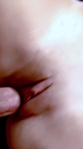 Amy Brooke: the Girl Next Door Likes Facial Cumshot