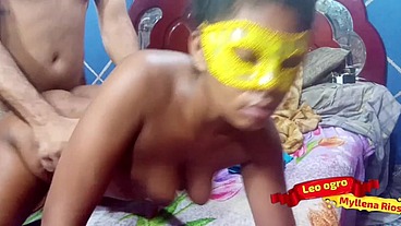 Novinha fudendo com bandido na favela de vigário geral - Rio de Janeiro.