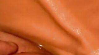 Pee for three min makes me cum