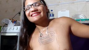 tigresa vip com tesao libera o cuzinho pra dotado na cozinha