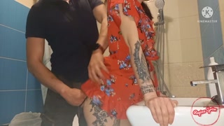 Intense Pleasure Under Water: Rough Sex in the Bathtub