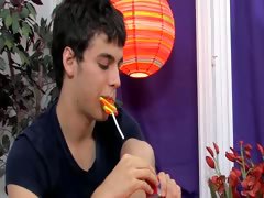 Twink shares his lollipop