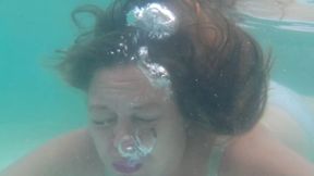 Darkabyss445 stars in: underwater and wet hair for you