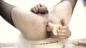 Little slut who fucks her asshole hard