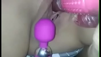 Dildo y mis aretes