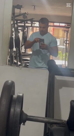 Neighbor comes home and no one is there