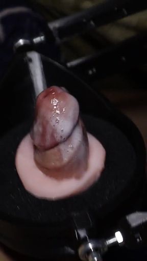 Iconic moment from &quot;Automatic masturbator in action but I try not to cum and I succeed!&quot;