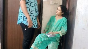 Maidam ji ne apne student se bur chatbaya