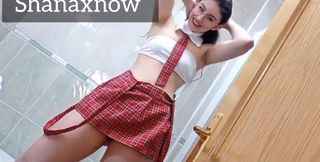 18yo Toilet Fetish Masturbate and Pee on Dildo