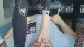 Footsmelling after Jogging Part 2 Fußriechen nach dem Joggen Teil 2