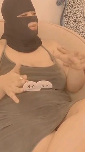 Having Sex with a Very Horny Egyptian Girl, Her Ass Burning with a Clear Sound
