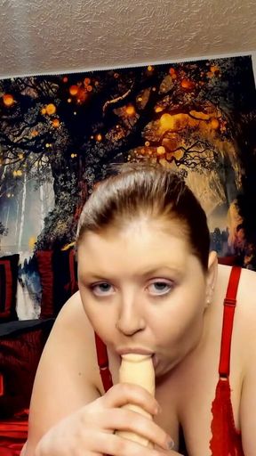 Stepmommy needs your cock