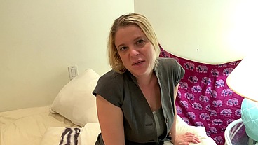Helping to impregnate stepmom - Erin Electra
