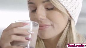 Bella Rose Gets Her Ass Tongued by Stepsis' Boyfriend