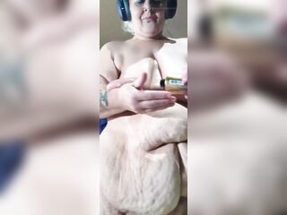 I'm Going to Lotion U up YOU Nasty Pup Cum I'm Giving YOU for Free if U Massage Me