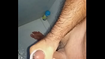 Masturba&ccedil_&atilde_o no banho