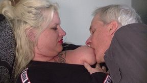 TIt sucking with Stacy (mp4)