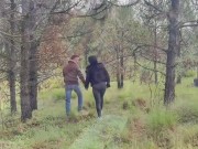 Mi amigo se folla a mi esposa en el bosque
