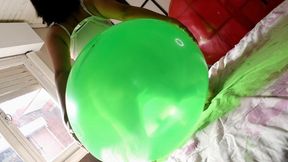 Ride Big Crystal Balloons at Morning Sun - Bunny Looner [lowres]