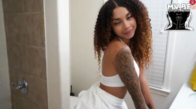 BNB Host Got To Fuck His Sexy Lightskin Guest w/ Big Tits & A Fat Ass