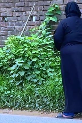 Arab Hot Stepmom Gets Horny After Coming From Road in Hotel Bed &amp; I See Her Big Ass &amp; Start Handjob