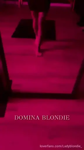 No necesitas saber lo que te espera… solo atreverte a descubrir hasta dónde estás dispuesto a llegar. DOMINA BLONDIE
