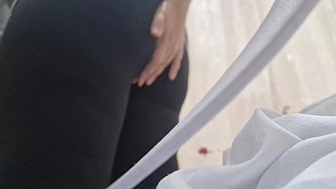 Sexy farts in the dressing room 4K