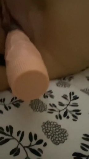 Darling dildo and pussy close-up   Clip 3