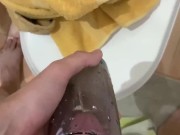 I'm peing in a glass