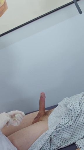 Breeding Doctor - Hunter Johnson 's Fertility Hospital Visit Ends with Sexy Doctor Anna Lynx Getting Creampied