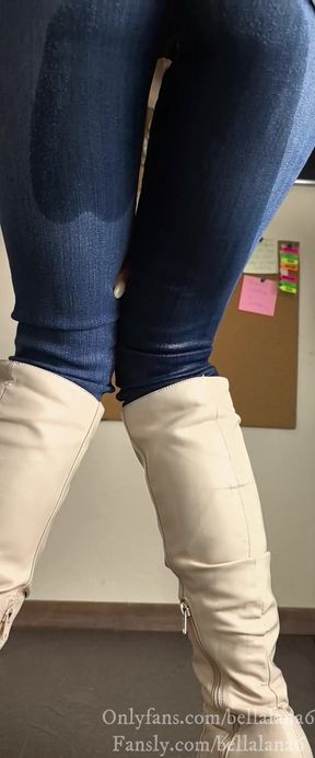 Teacher's toy was controlled during class and she squirted in jeans and boots. Even her socks got soaked